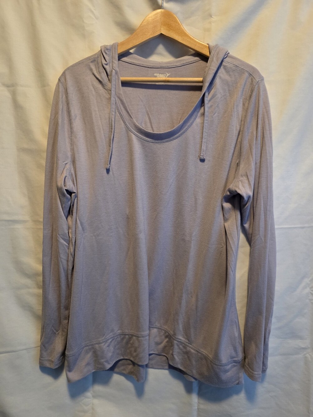 Old Navy Active Go Dry Hooded Long-Sleeve Top - Light Purple